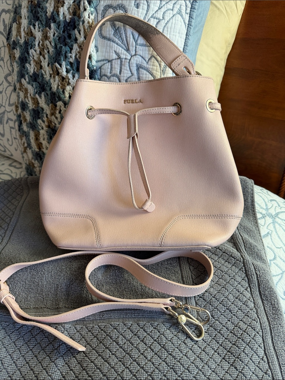 Furla Stacey Pale Pink Leather Drawstring Bucket Shoulder Bag